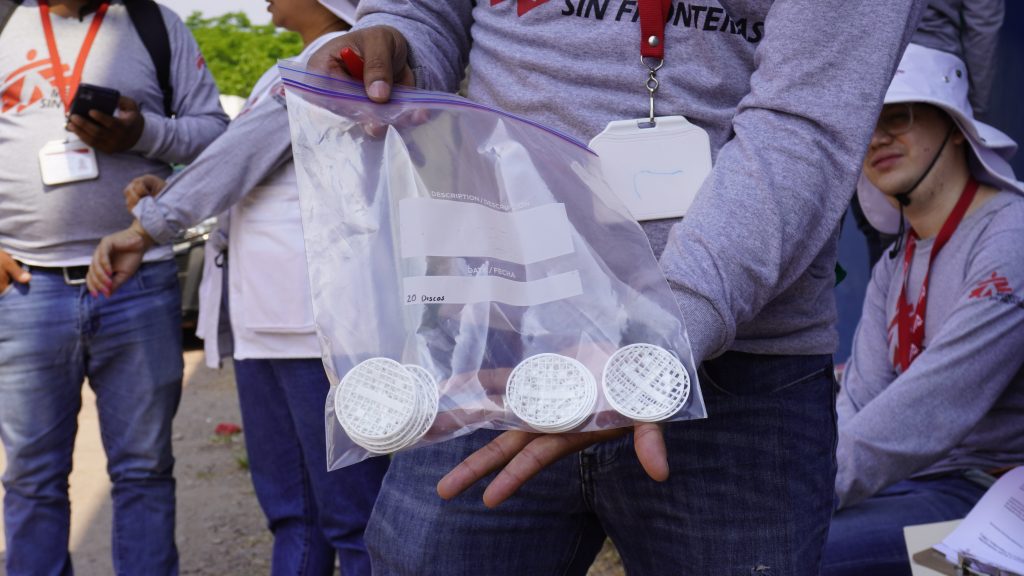 PPF discs carried by a health promoter