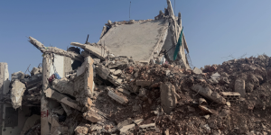 Israel increases airstrikes in Lebanon, massive displacement of people