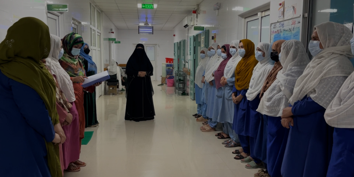 MIDWIVES: WITH WOMEN ON THE EMERGENCY FRONTLINE