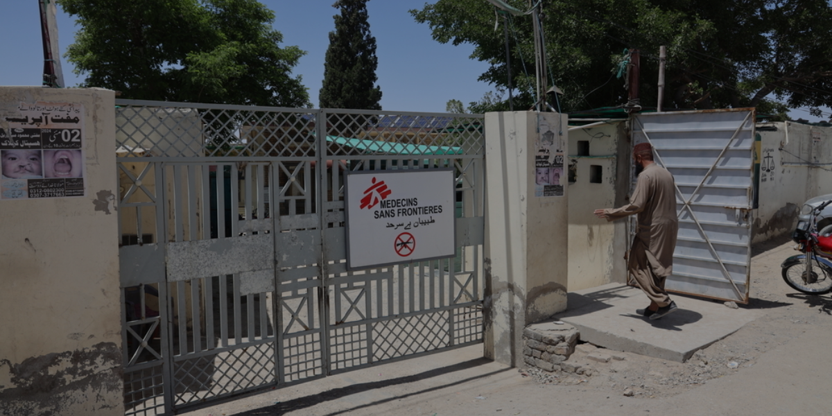 MSF urges Pakistan government to protect Afghan refugees from forced return and calls for humanitarian exemptions in repatriation plan